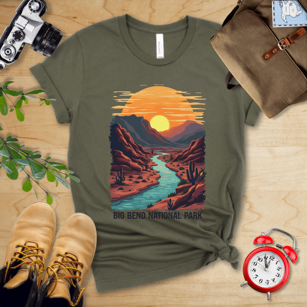 Hike Tee T-Shirt Military Green / S Big Bend National Park Shirt