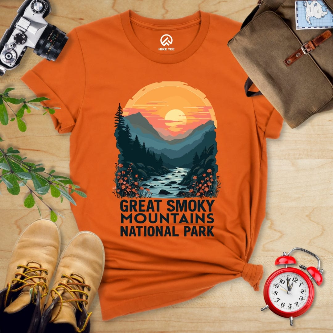 Hike Tee T-Shirt Autumn / S Great Smoky Mountains National Park Shirt