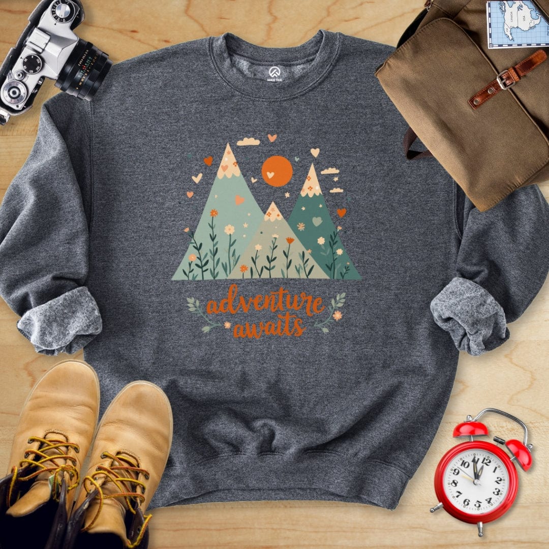 Hike Tee Sweatshirt 720_Adventure Awaits