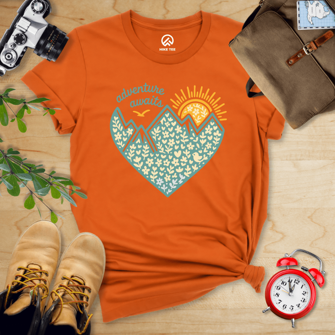 Hike Tee T-Shirt Autumn / S Adventure Awaits Heart Shirt