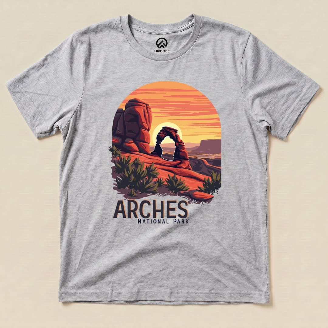 Hike Tee T-Shirt Athletic Heather / S Arches National Park Shirt