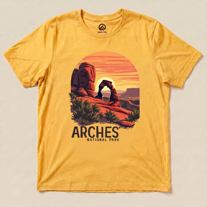 Hike Tee T-Shirt Gold / S Arches National Park Shirt