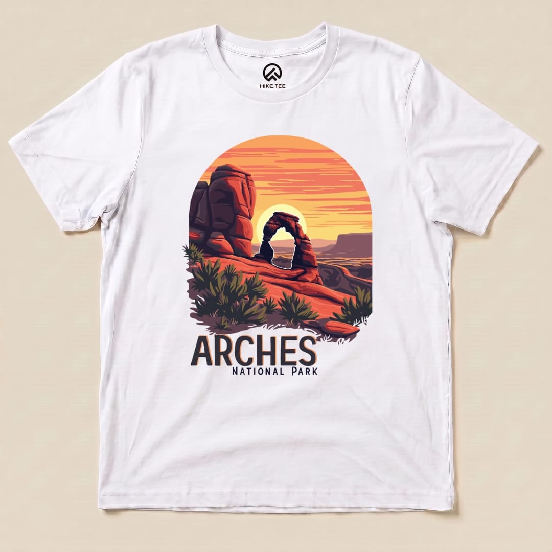 Hike Tee T-Shirt White / S Arches National Park Shirt