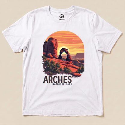Hike Tee T-Shirt White / S Arches National Park Shirt
