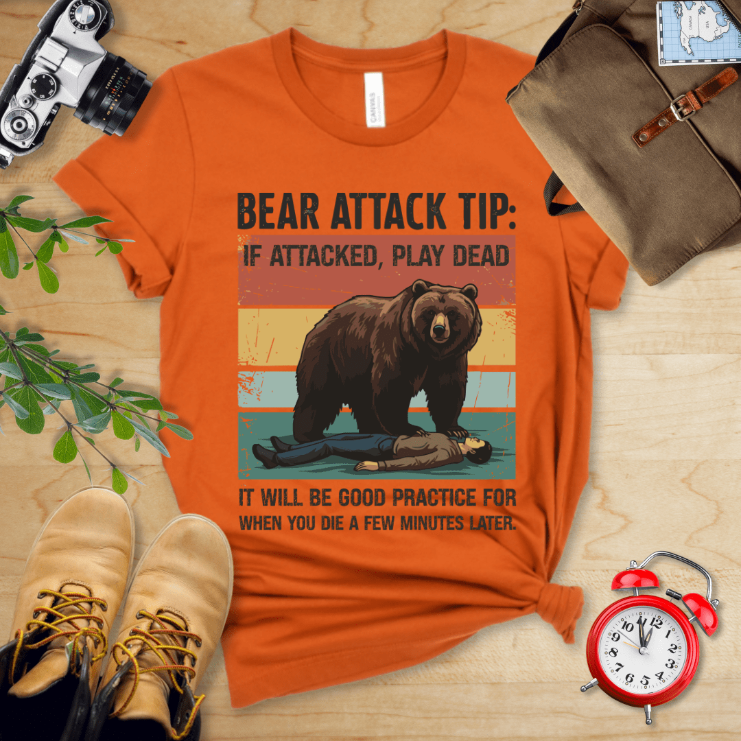 Hike Tee T-Shirt Autumn / S Bear Attack Tip Retro Shirt
