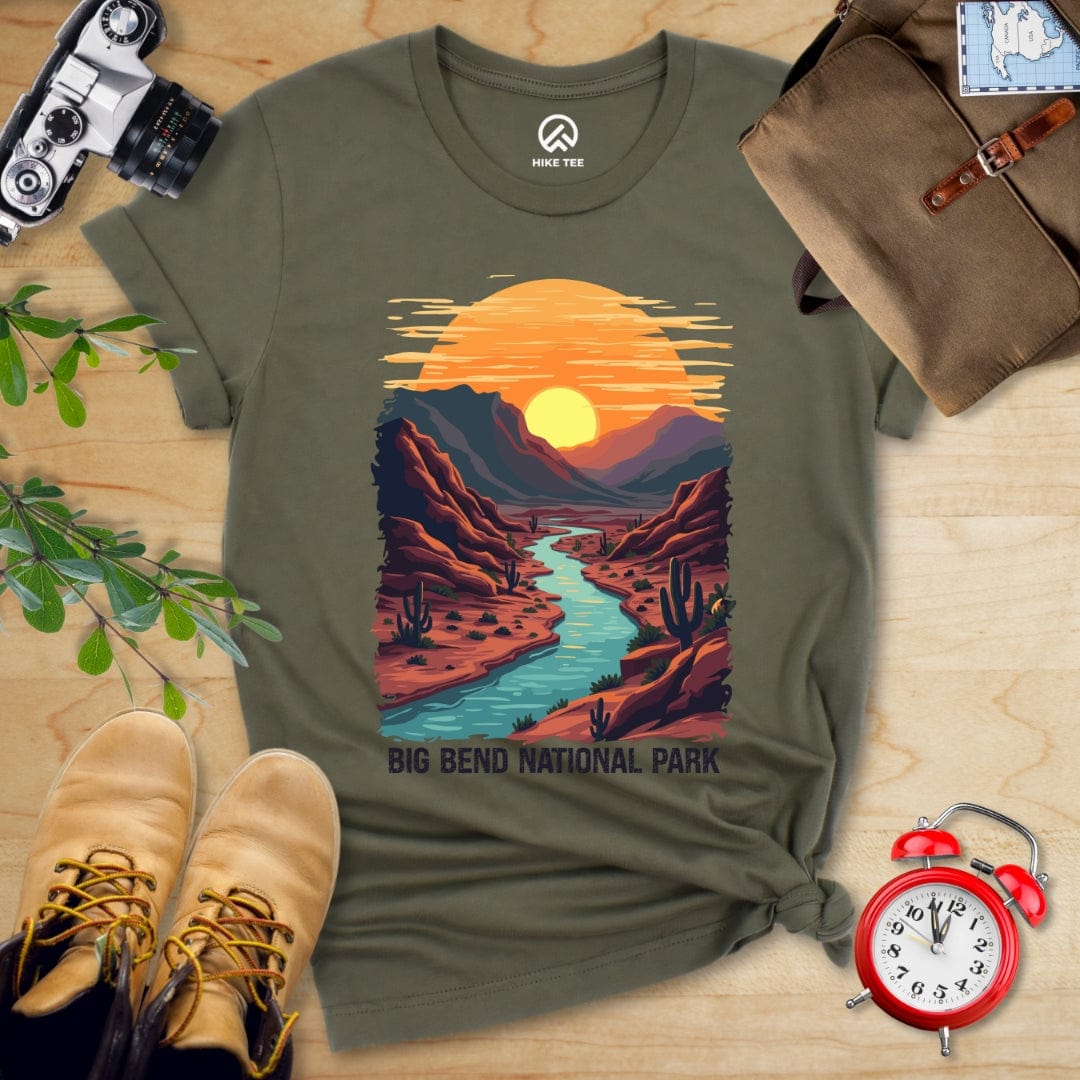 Hike Tee T-Shirt Military Green / S Big Bend National Park Shirt