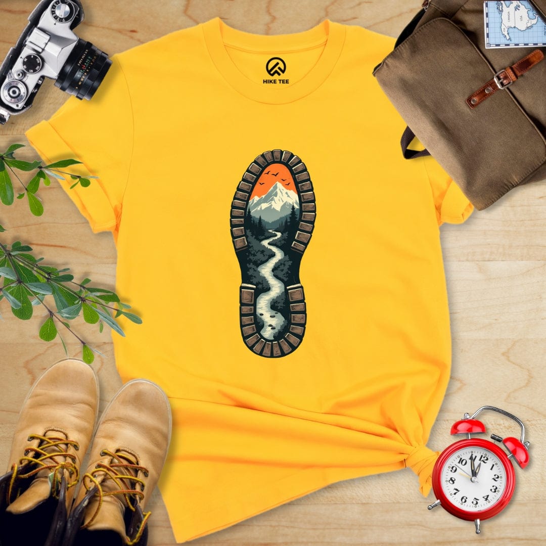Hike Tee T-Shirt Gold / S Boot Hiking Shirt