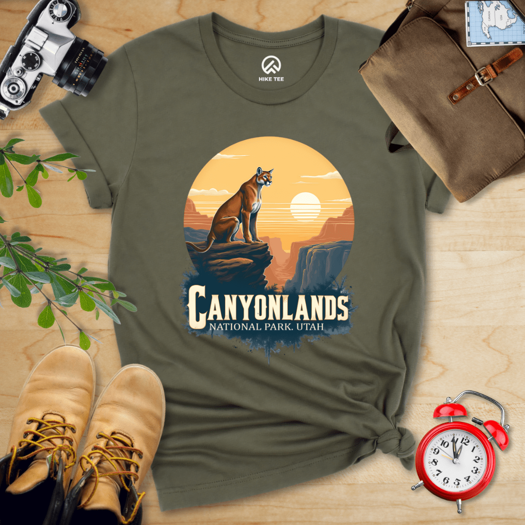 Hike Tee T-Shirt Military Green / S Canyonlands Mountain Lion Shirt