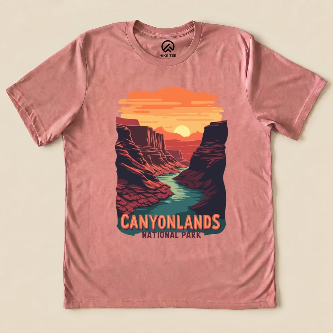 Hike Tee T-Shirt Heather Mauve / S Canyonlands National Park Shirt