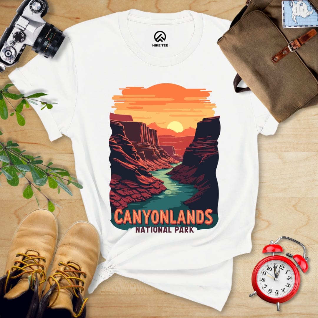 Hike Tee T-Shirt White / S Canyonlands National Park Shirt