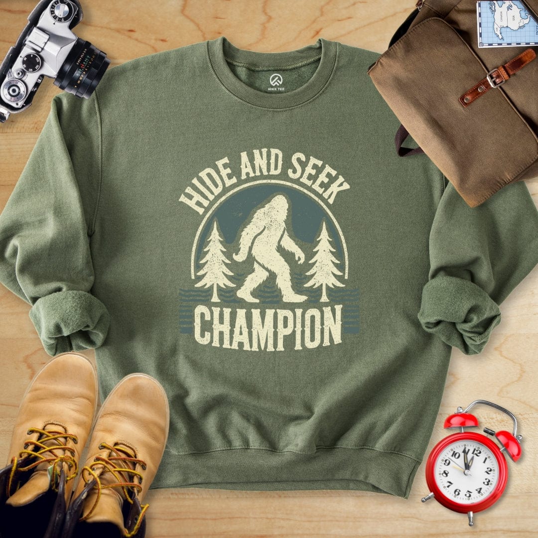 Hike Tee Sweatshirt Military Green / S Champion Sweatshirt
