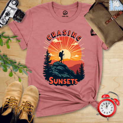 Hike Tee T-Shirt Heather Mauve / S Chasing Sunsets Shirt