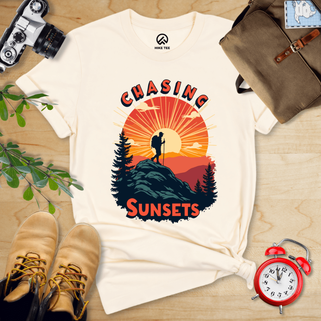 Hike Tee T-Shirt Natural / S Chasing Sunsets Shirt