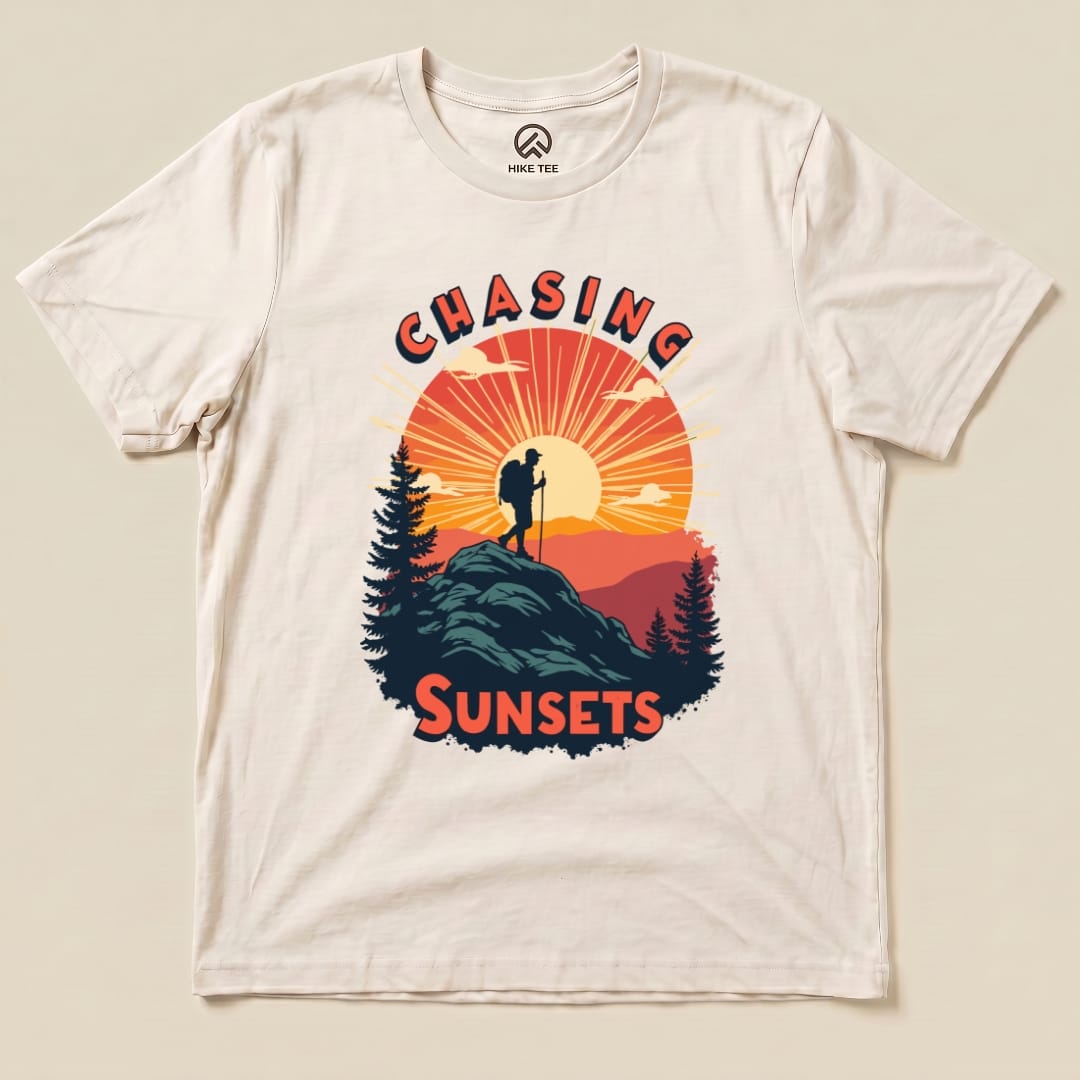 Hike Tee T-Shirt Natural / S Chasing Sunsets Shirt