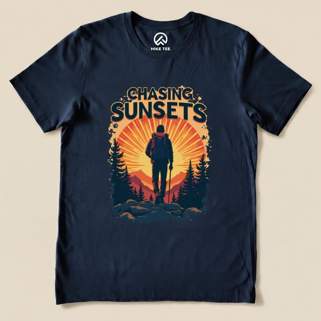 Chasing Sunsets Shirt Hike Tee T-Shirt Navy / S