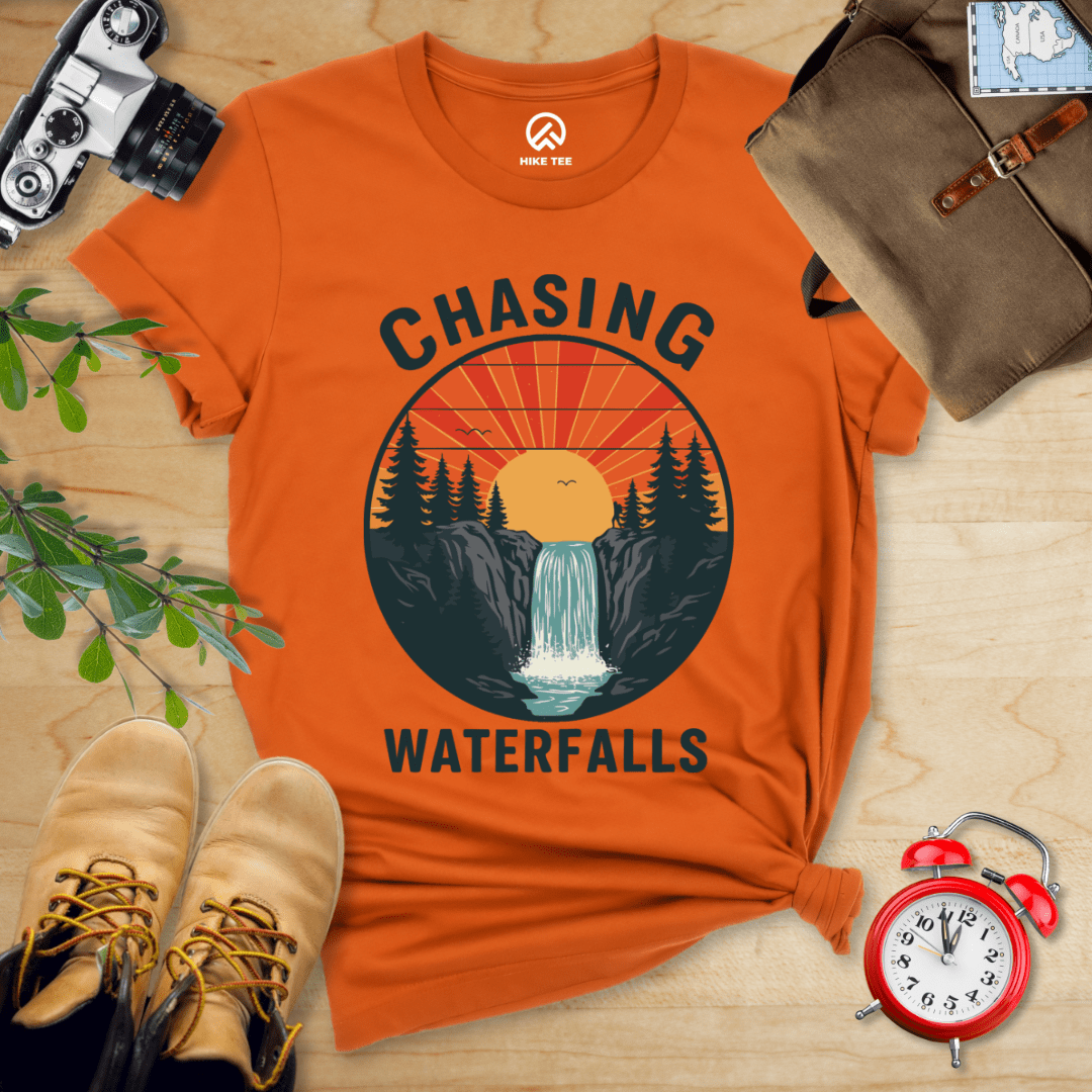 Hike Tee T-Shirt Autumn / S Chasing Waterfalls Retro Shirt