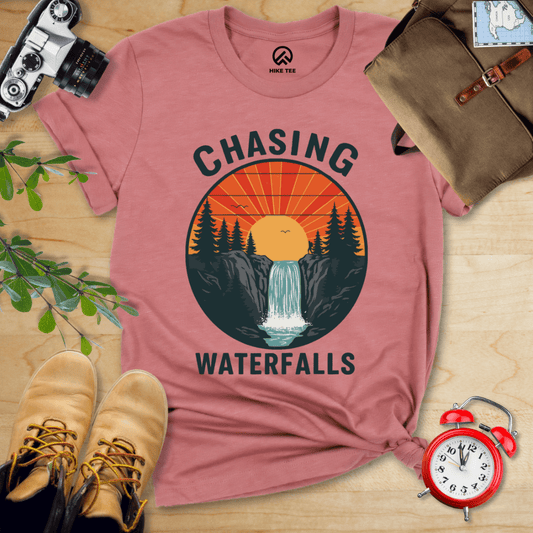Hike Tee T-Shirt Heather Mauve / S Chasing Waterfalls Retro Shirt