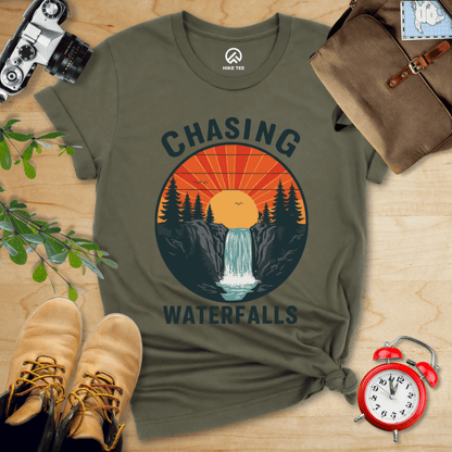 Hike Tee T-Shirt Military Green / S Chasing Waterfalls Retro Shirt