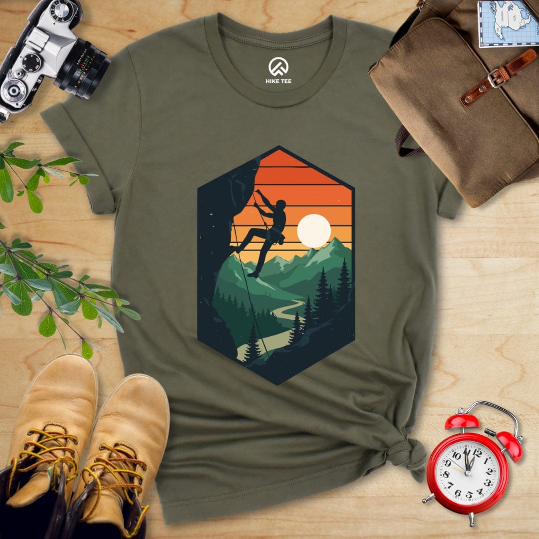 Hike Tee T-Shirt Military Green / S Climbing Retro Shirt