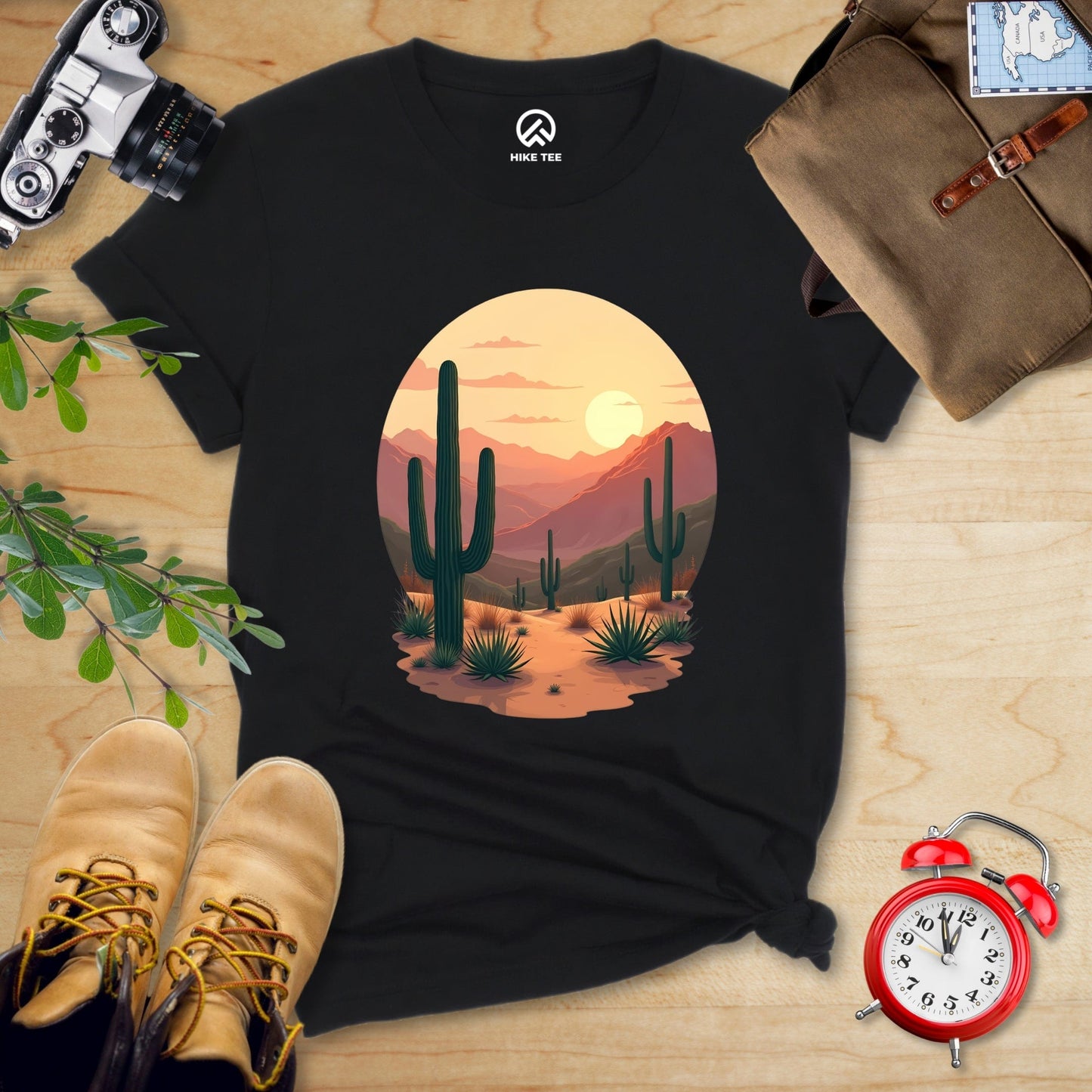 Hike Tee T-Shirt Black / S Desert Shirt