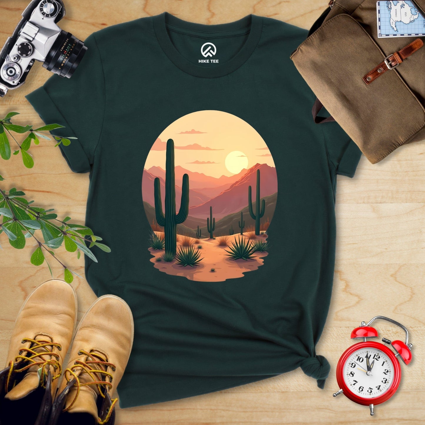 Hike Tee T-Shirt Forest / S Desert Shirt