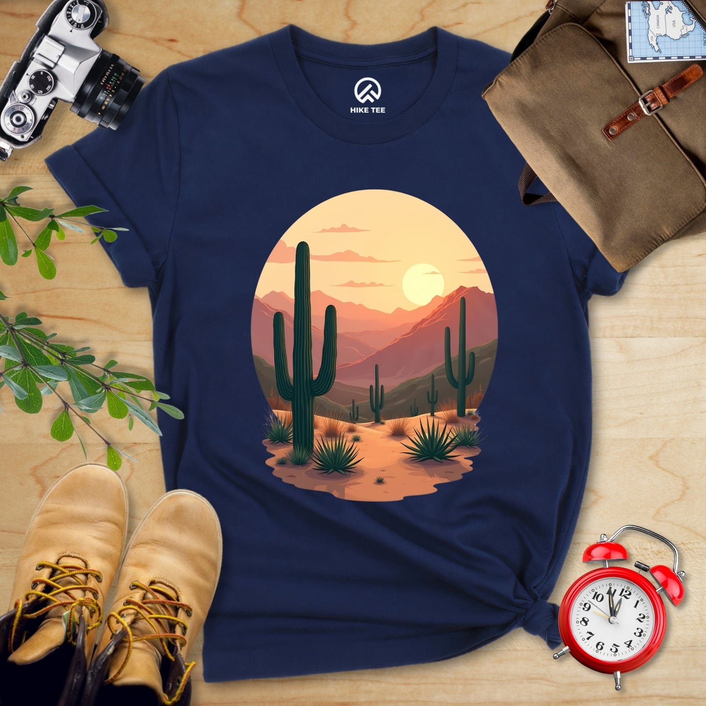 Hike Tee T-Shirt Navy / S Desert Shirt