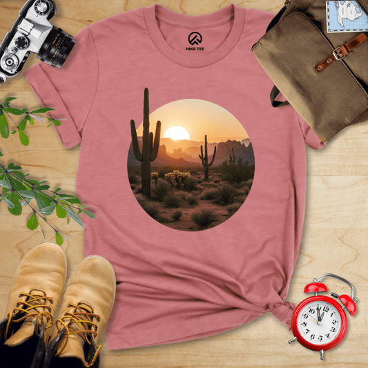 Hike Tee T-Shirt Heather Mauve / S Desert With Cactus Shirt