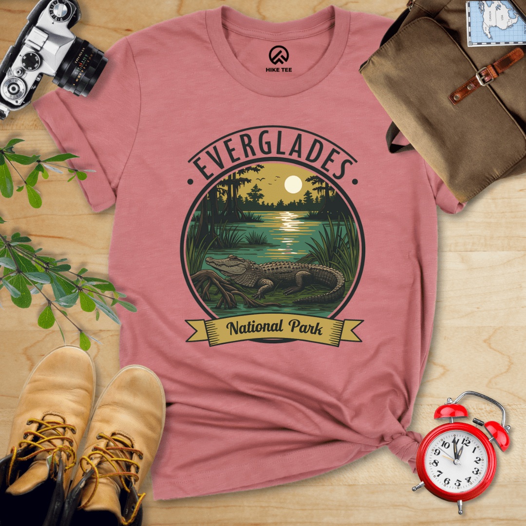 Hike Tee T-Shirt Heather Mauve / S Everglades American Alligator Shirt