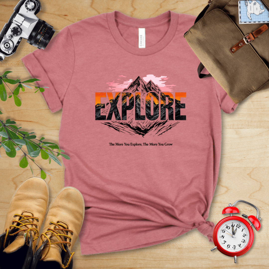 Hike Tee T-Shirt Heather Mauve / S Explore Mountains Shirt