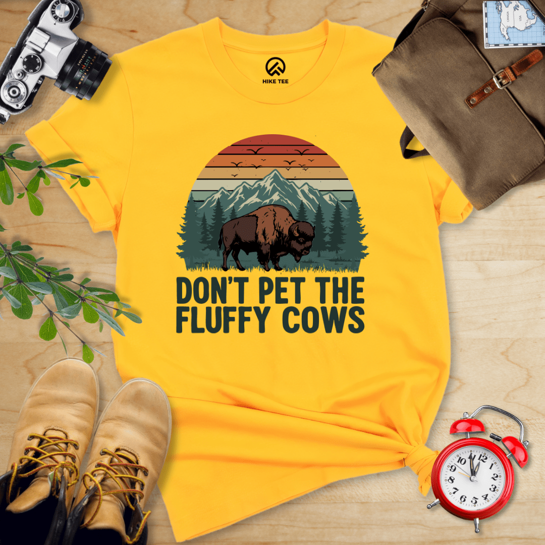Hike Tee T-Shirt Gold / S Fluffy Cow Shirt
