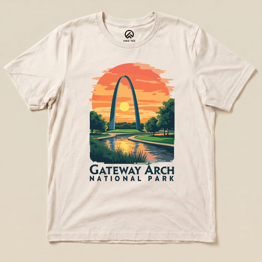 Hike Tee T-Shirt Natural / S Gateway Arch National Park Shirt
