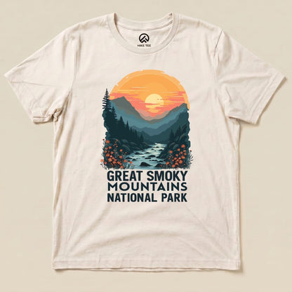 Hike Tee T-Shirt Natural / S Great Smoky Mountains National Park Shirt