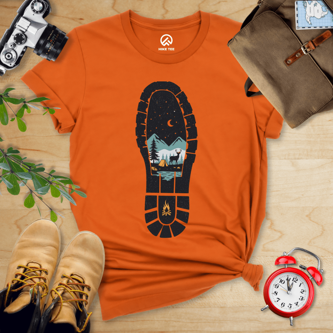 Hike Tee T-Shirt Autumn / S Hiking Boot Print Shirt