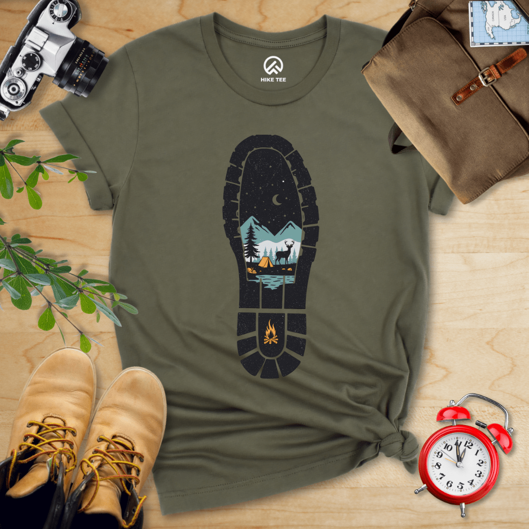 Hike Tee T-Shirt Military Green / S Hiking Boot Print Shirt