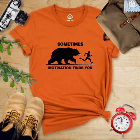 Hike Tee T-Shirt Autumn / S Motivation Finds You Shirt