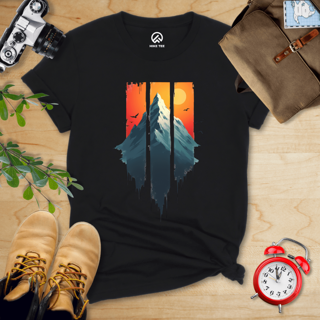 Hike Tee T-Shirt Black / S Mountain Sunset Shirt