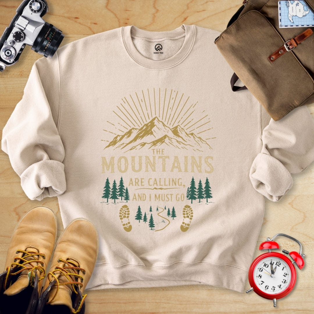 Hike Tee Sweatshirt Sand / S Mountains Are Calling Sweatshirt