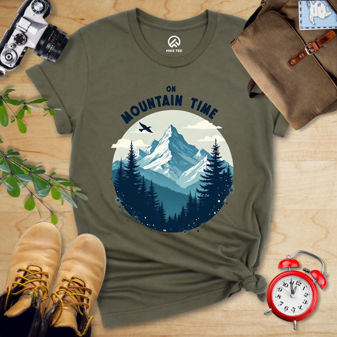Hike Tee T-Shirt Military Green / S On Mountain Time Shirt