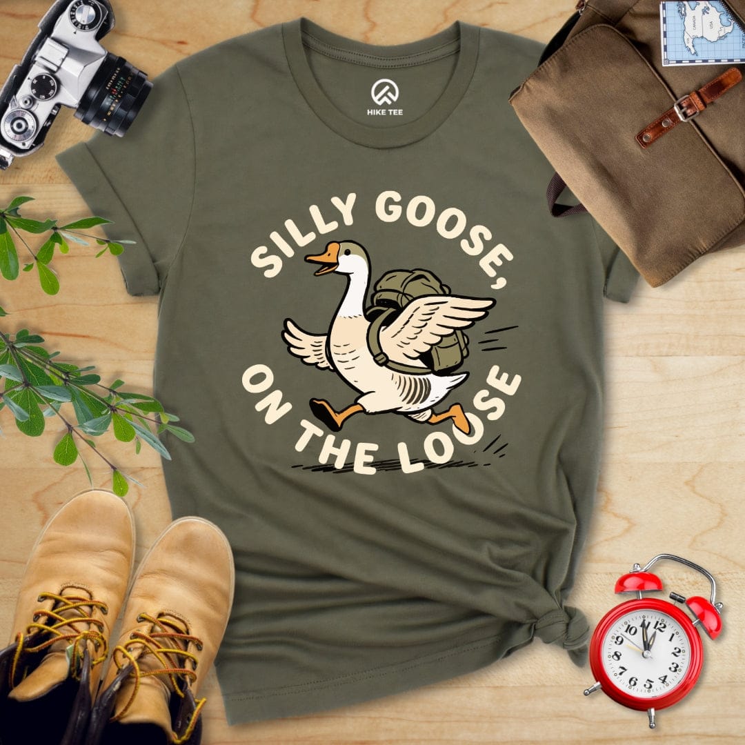 Hike Tee T-Shirt Military Green / S Silly Goose On The Loose Shirt