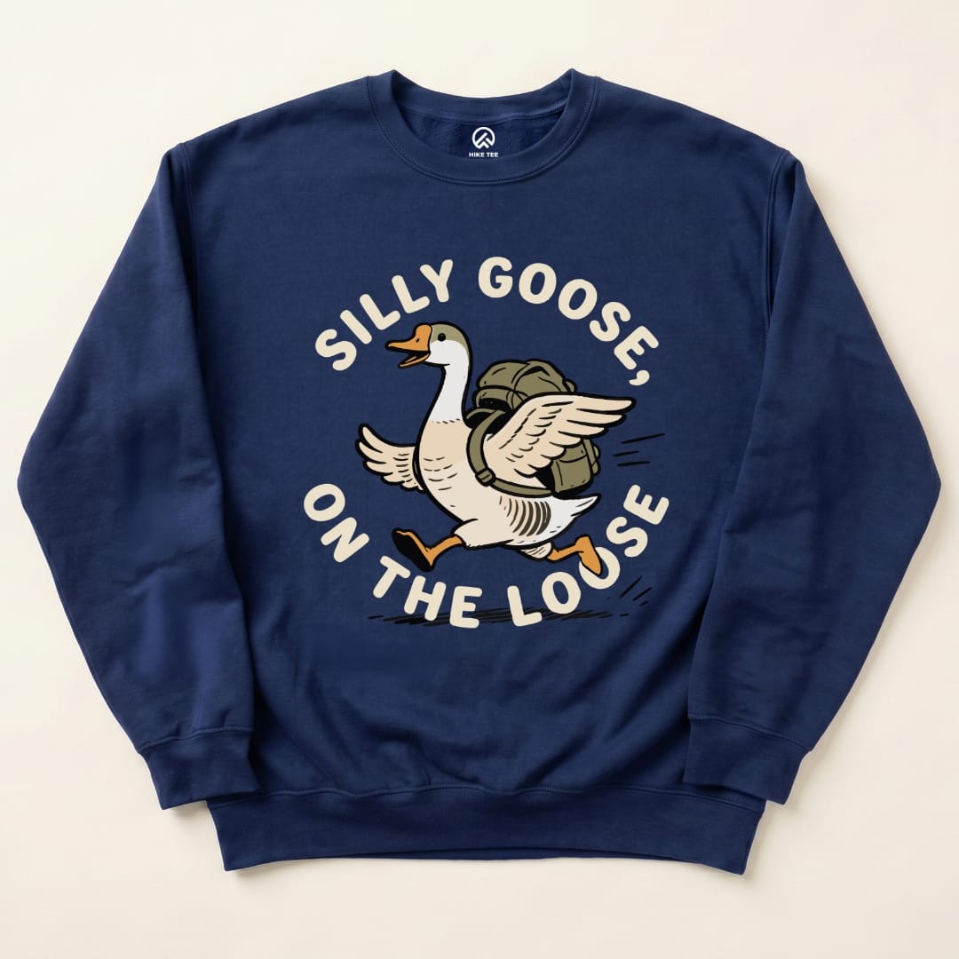 Silly Goose On The Loose Sweatshirt Hike Tee Sweatshirt Navy / S