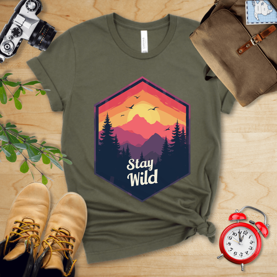 Hike Tee T-Shirt Military Green / S Stay Wild Shirt