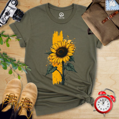 Hike Tee T-Shirt Military Green / S Sunflower Shirt