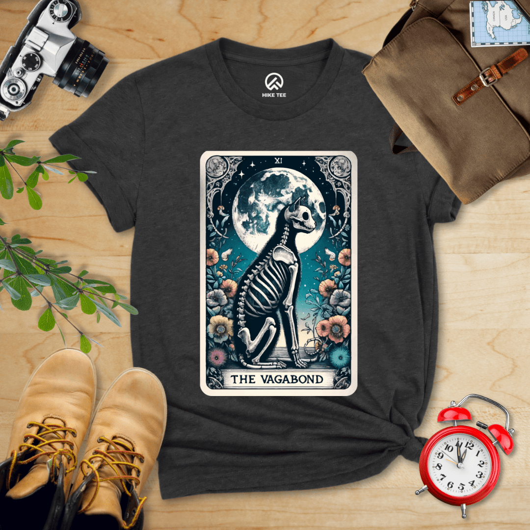 Hike Tee T-Shirt Dark Grey Heather / S Tarrot Cat Vagabond Shirt