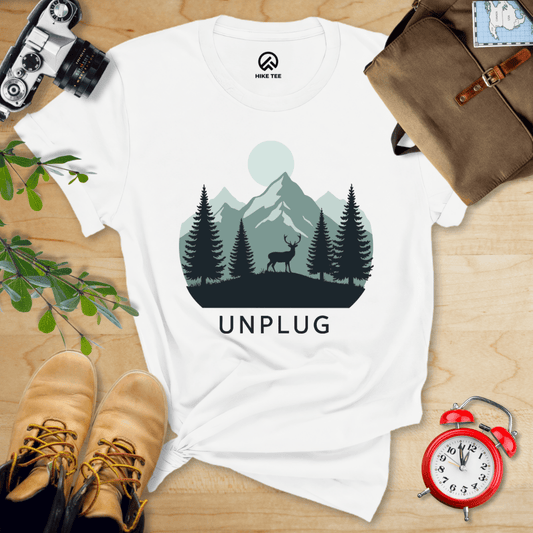 Hike Tee T-Shirt White / S Unplug Shirt