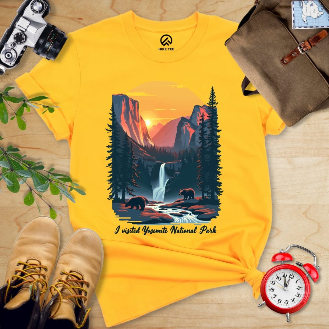 Hike Tee T-Shirt Gold / S Yosemite National Park Shirt