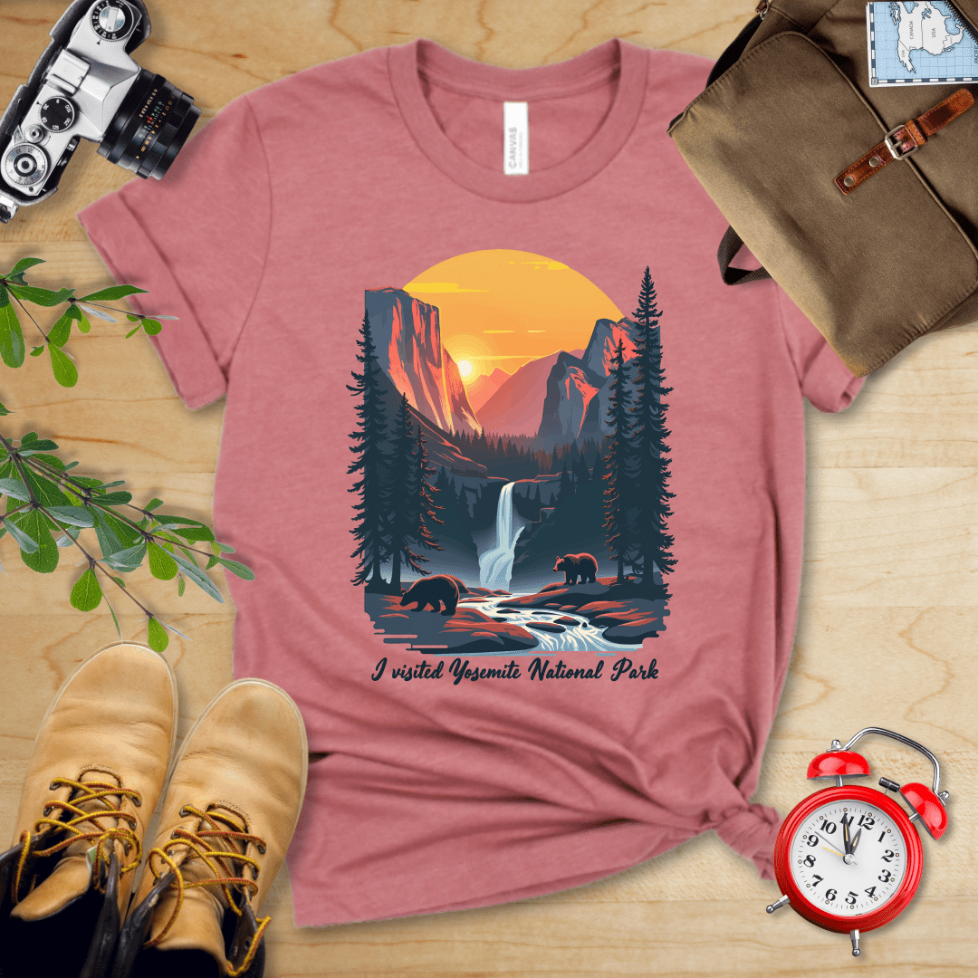 Hike Tee T-Shirt Heather Mauve / S Yosemite National Park Shirt