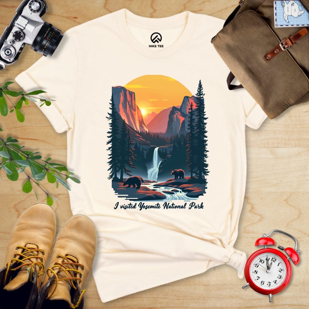 Hike Tee T-Shirt Natural / S Yosemite National Park Shirt